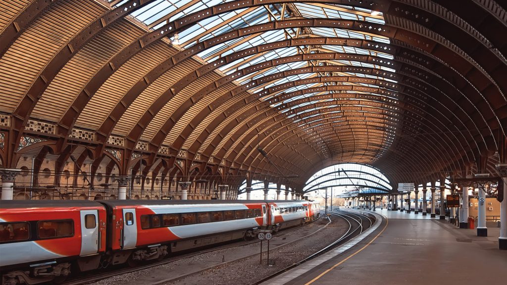Dawid Hanak - Identifying challenges and opportunities in decarbonising UK train stations